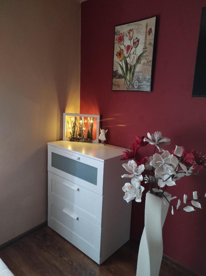 Matyas Apartman Tata Exterior foto